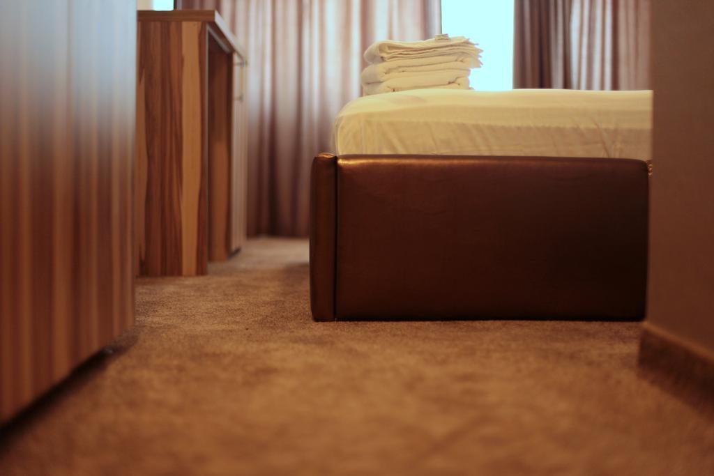 Hypnotique Hotel นาโวดาริ ภายนอก รูปภาพ