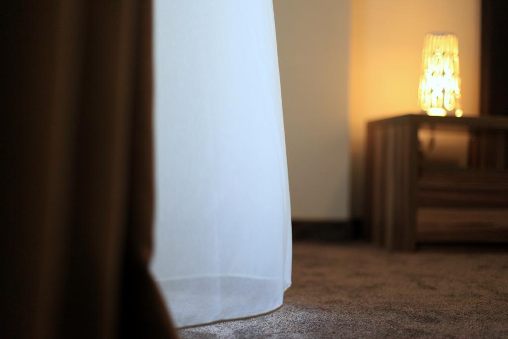Hypnotique Hotel นาโวดาริ ภายนอก รูปภาพ